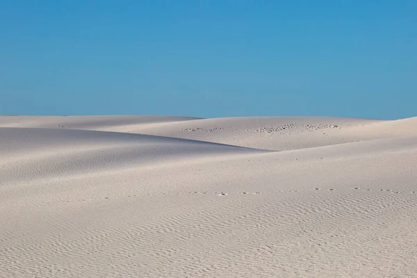 Zandduinen Tegen Een Blauwe Lucht White Sands National Monument New — Stockfoto