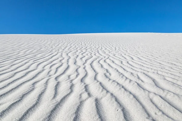 Olhando Para Uma Duna Areia Ondulada White Sands National Monument — Fotografia de Stock