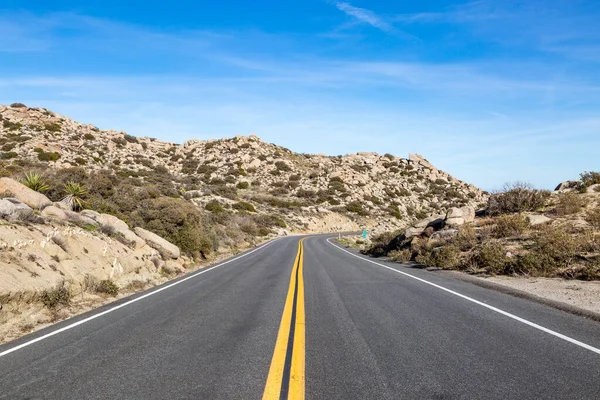 Guardando Lungo Una Strada Nel Deserto Anza Borrego State Park — Foto Stock