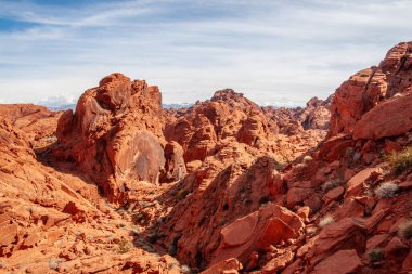 Nevada 'daki Ateş Vadisi Parkı' nda kızıl kaya manzarası