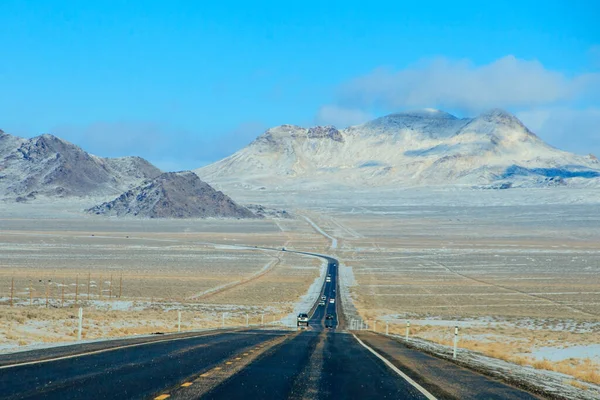 Camino Través Paisaje Remoto — Foto de Stock