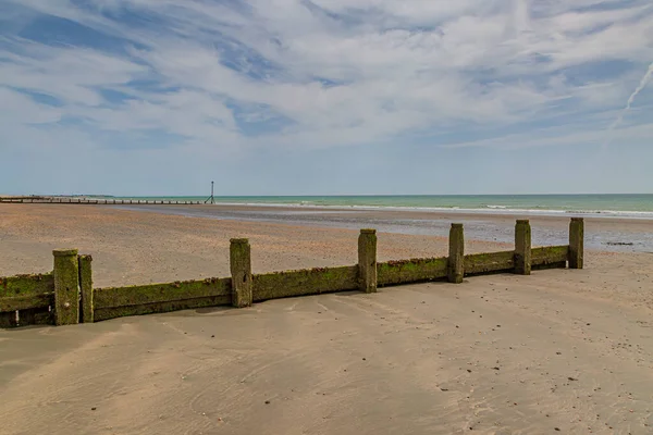 Der Strand Von Bracklesham Bay West Sussex Einem Sonnigen Sommertag — Stockfoto