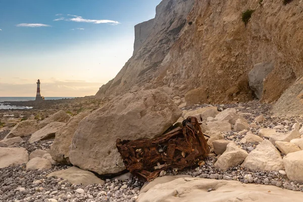 Rusty Remains Car Bottom Chalk Cliffs Sussex Beachy Head Lighthouse — Stock Photo, Image