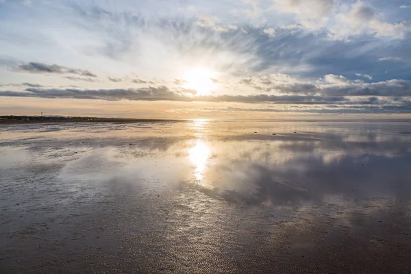 Reflexiones Nocturnas Marea Baja Southport Beach —  Fotos de Stock