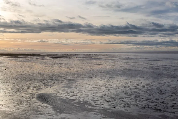 Southport Rıhtımı Ndan Deniz Alçalınca Sahile Bakıyorum — Stok fotoğraf