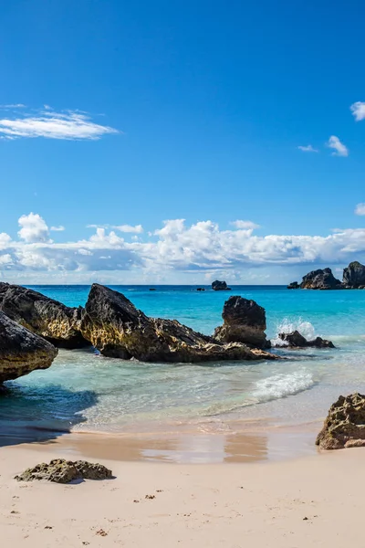 Sziklák Homokos Strand Patkó Öbölben Bermuda — Stock Fotó