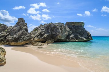 Bermuda Adası 'ndaki Horseshoe Körfezi