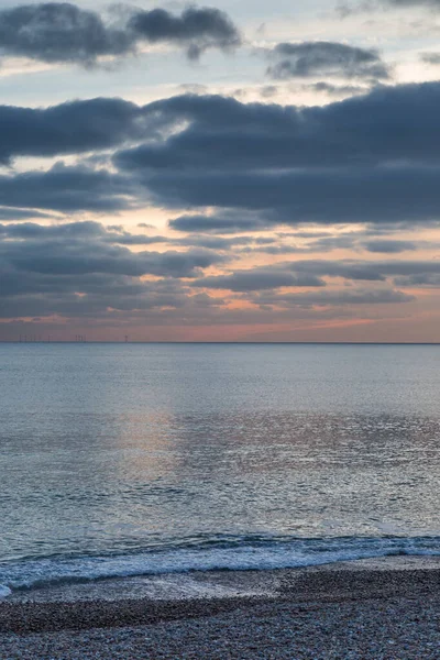 Pôr Sol Nuvens Sobre Mar Brighton Sussex — Fotografia de Stock