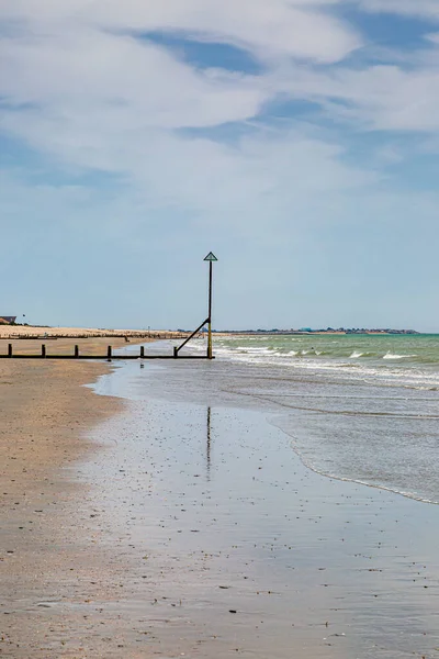 Praia Bracklesham Bay West Sussex Dia Ensolarado Verões — Fotografia de Stock