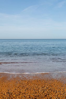 Okyanusa bakıyorum, Wight Adası 'ndaki Balina Chine plajına.