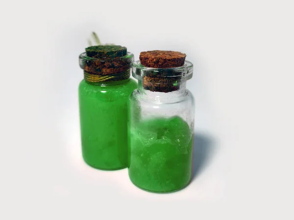 Pociones Con Líquido Verde Juego Alquimia Con Frascos Botellas Vidrio — Foto de Stock
