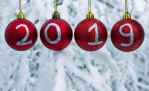 Bile Crăciun Inscripție 2019 Zăpadă Fundal — Fotografie, imagine de stoc