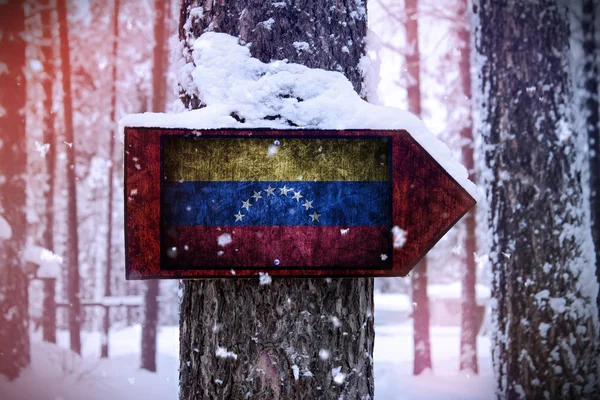 Drapelul Venezuelei Atașat Copacului Semn — Fotografie, imagine de stoc