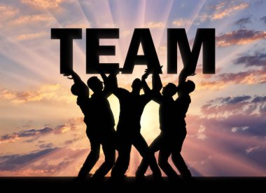 Bir grup kelime ekibi kendilerini yukarıda tut adam silüeti. Bir iş ekibi ve ekip çalışması kavramı