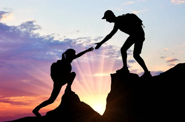 Silhouette Male Climber Giving Helping Hand Woman Conceptual Image Teamwork — Stock Photo, Image