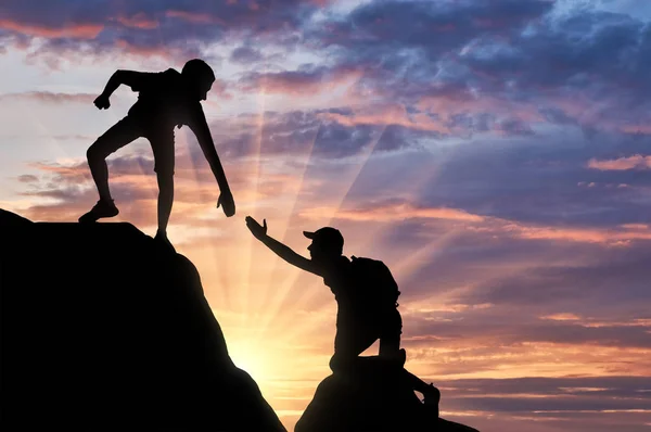 Silhouette Male Mountaineer Giving Helping Hand His Partner Concept Climber — Stock Photo, Image
