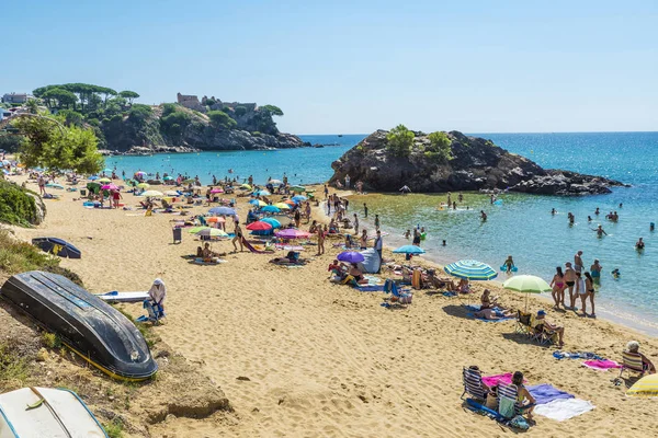 Girona Espanha Julho 2017 Vista Geral Praia Fosca Cheia Pessoas — Fotografia de Stock