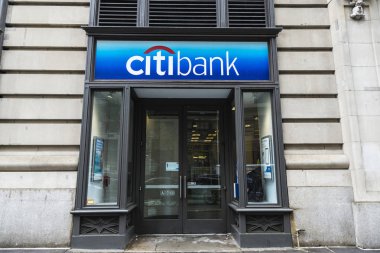 New York City, Amerika Birleşik Devletleri - 25 Temmuz 2018: Cephe Citibank New York City, Amerika Birleşik Devletleri sokakta bir banka şubesi