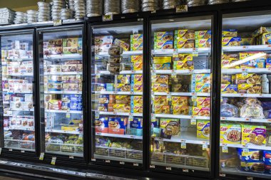 New York City, Amerika Birleşik Devletleri - 25 Temmuz 2018: dondurulmuş gıda Manhattan New York City, Amerika Birleşik Devletleri ' Harlem'de bir süpermarkette