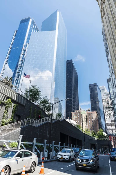 New York City Usa July 2018 Facade Modern Skyscrapers Traffic — Stock Photo, Image