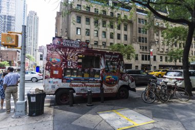 Gıda kamyon patlamış mısır Manhattan, New York City, Amerika Birleşik Devletleri