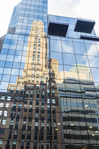 Wolkenkrabbers in Manhattan, New York City, Verenigde Staten — Stockfoto