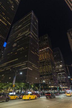 6. Avenue gece New York, ABD