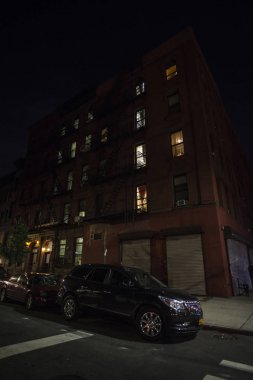 Gece Harlem 'de sokak, New York, ABD