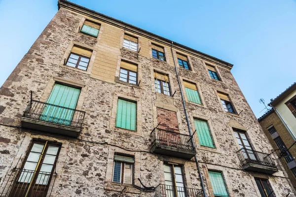 Gebäude in der Altstadt von Cardona in Katalonien, Spanien — Stockfoto