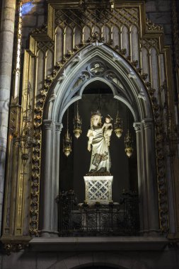 Katalonya'daki Cardona Sant Miquel Kilisesi, İspanya