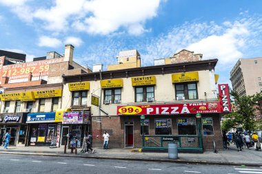 Mağazalar, farmacy, diş hekimi, bakkal, Pizzacı Harlem, New York C