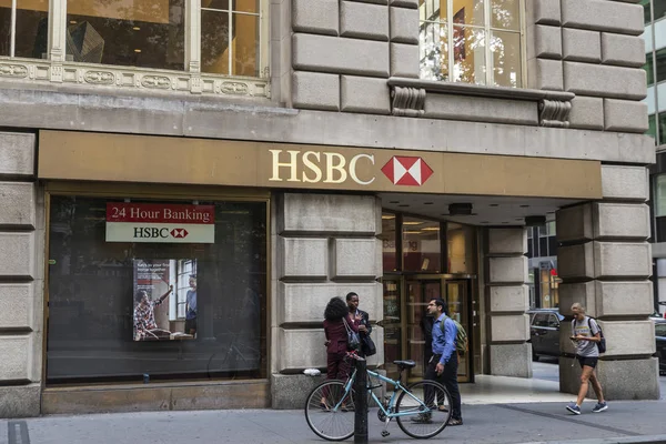 Bank branch of HSBC in New York, USA — Stock Photo, Image