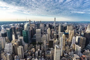 Manhattan'da gün batımında gökdelenlerin silueti, New York City, Abd