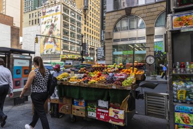 New York City, ABD'de meyve ve sebze Sokak tezgahı