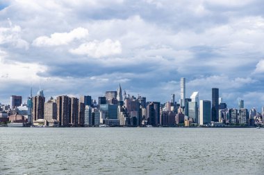 Manhattan 'da gökdelenler silueti, New York, ABD