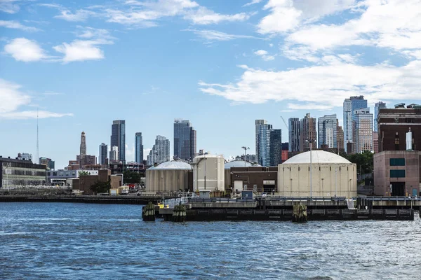 Industrial facilities in the port of New York City, USA — Stock Photo, Image