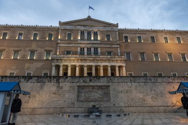 Atina'daki Yunan Parlamentosu, Yunanistan