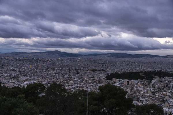Overzicht van Athene 's nachts, Griekenland — Stockfoto