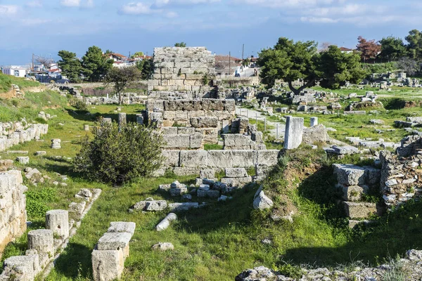 Ruinas del antiguo Corinto, Grecia — Foto de Stock