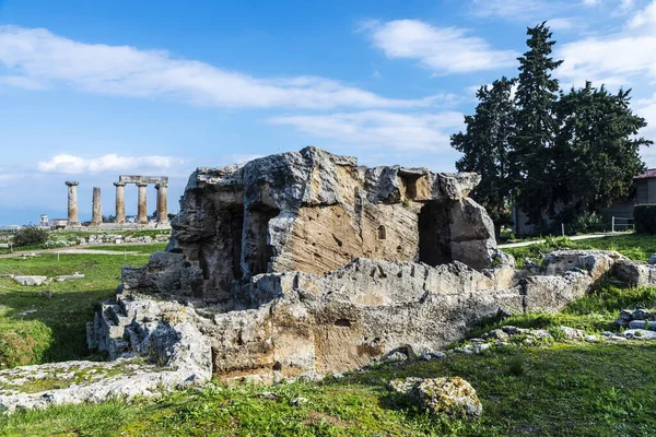 Templo de Apolo em Corinto Antigo, Grécia — Fotografia de Stock