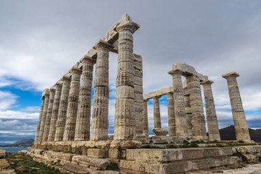 Yunanistan 'daki Cape Sounion' daki Antik Yunan Poseidon Tapınağı