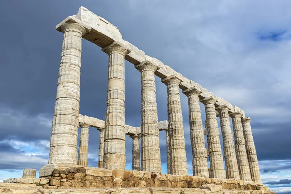 Starożytna grecka świątynia Posejdona na przylądku Sounion w Grecji — Zdjęcie stockowe