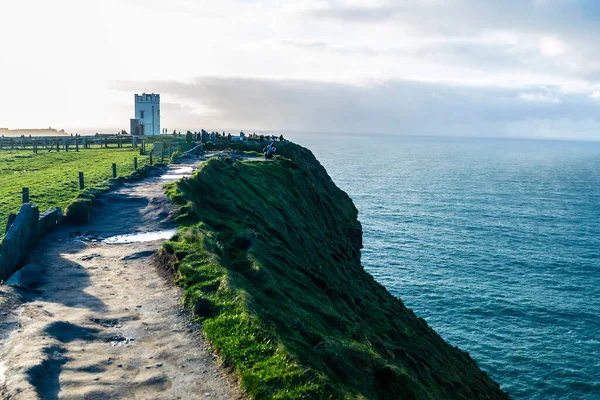 Briens Tower Markiert Den Höchsten Punkt Der Cliffs Moher Meeresklippen — Stockfoto