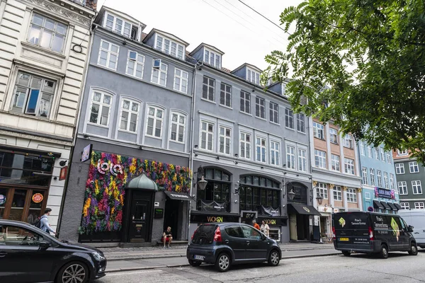 Kopenhagen Denemarken Augustus 2019 Winkelstraat Met Kledingwinkels Restaurants Mensen Het — Stockfoto