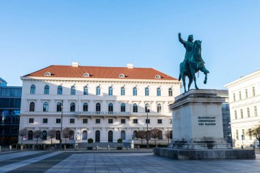 Münih, Bavyera, Almanya 'da Seçmen Maximilian I von Bayern' in Binicilik Heykeli