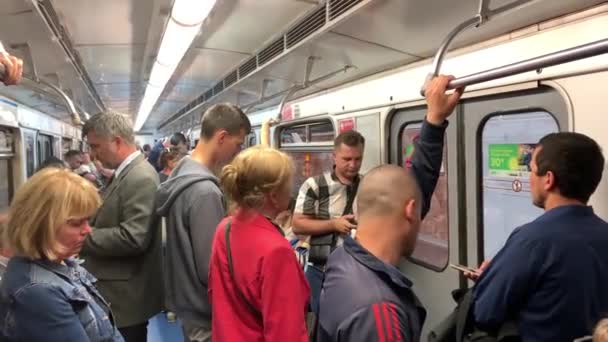 Petersburg Rússia Agosto 2019 Saída Trem Metrô — Vídeo de Stock