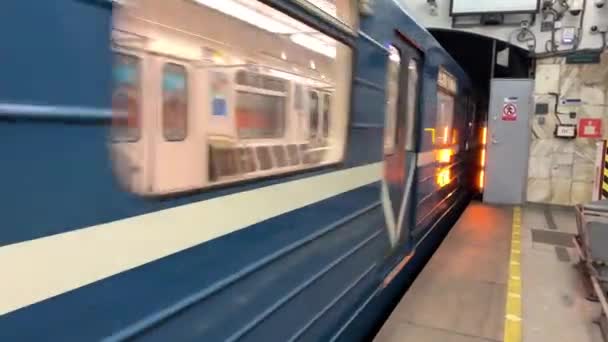 Petersburg Russie Août 2019 Arrivée Métro Vide Station Départ Dybenko — Video