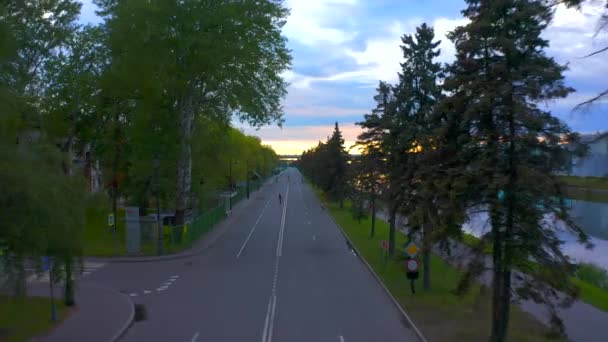Petersburg Oroszország Június 2020 Légi Felvétel Emberek Sétálnak Kerékpárút Sétálj — Stock videók