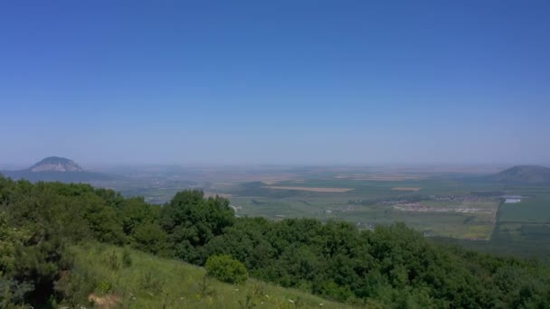 Letecký Pohled Krásný Výhled Pyatigorsk Vrcholu Hory Mashuk Letní Krajina — Stock video