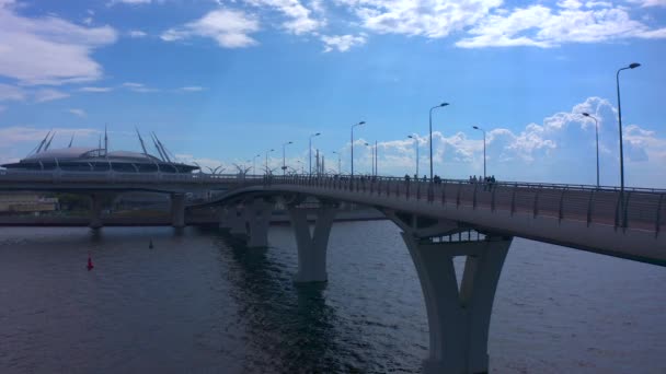 Saint Petersburg Ryssland Juli 2020 Flygfoto Över Yakhtennybron Den Längsta — Stockvideo
